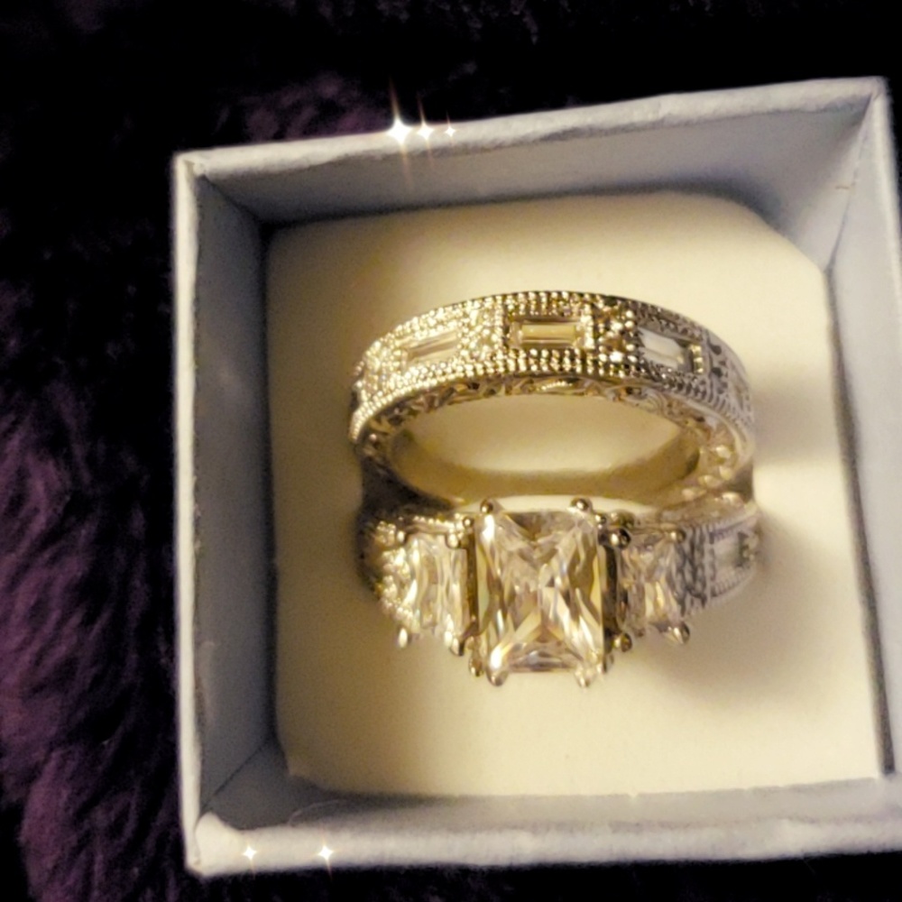 Sapphire wedding ring set